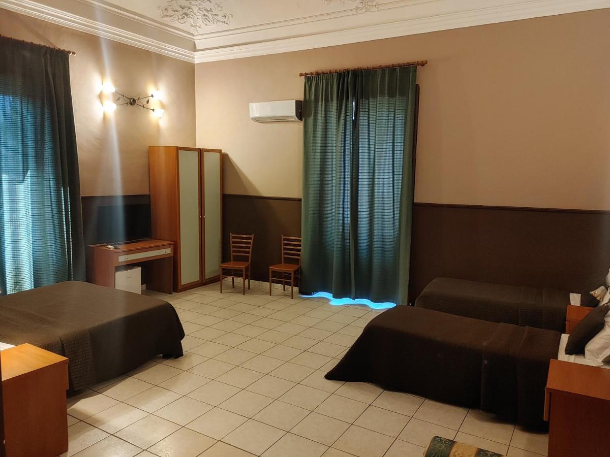 Hotel Biscari Catânia Exterior foto